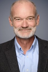 Justin Peach portrait