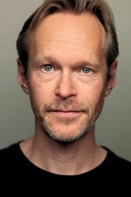 Steven Mackintosh portrait