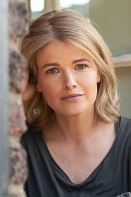 Mira Bartuschek portrait