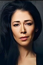 İdil Vural portrait