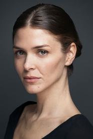 Zeynep Özder portrait