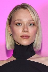 Ivanna Sakhno portrait