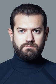 Amr Youssef portrait