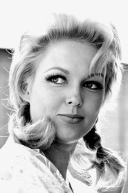 Cynthia Lynn portrait