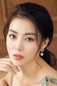 Thanh Hương portrait