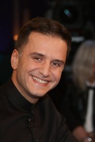 Özcan Cosar portrait