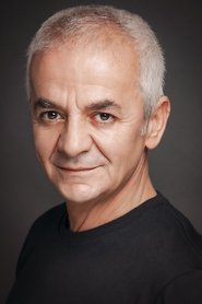 Zafer Algöz portrait