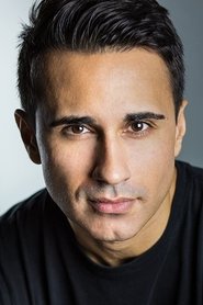 Chenier Hundal portrait