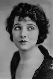 Betty Blythe portrait