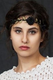 Selin Dumlugöl portrait