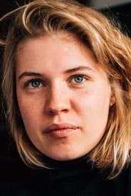 Tessa Hoder portrait