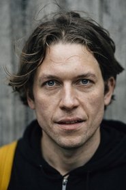 Simon Stålenhag portrait