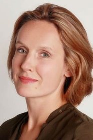 Claire Cox portrait