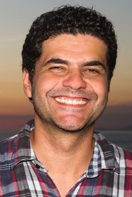 Lucas Gouvêa portrait