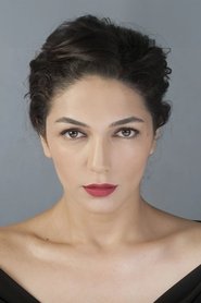 Şebnem Hassanisoughi portrait