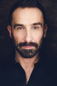 Oscar Pavlo portrait