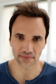 Paul Mecurio portrait