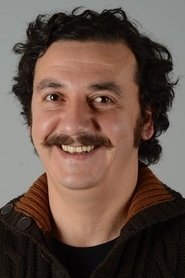 Gökhan Niğdeli portrait