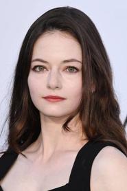 Mackenzie Foy portrait