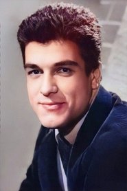 İzzet Günay portrait
