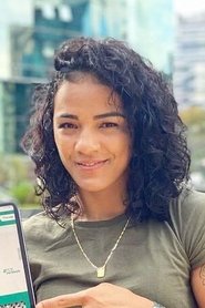 Vivianne Araújo portrait