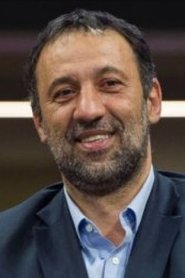 Vlade Divac portrait