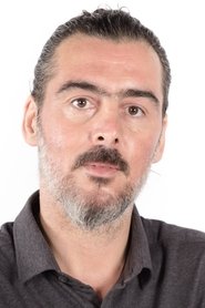 Gürhan Özçiftçi portrait