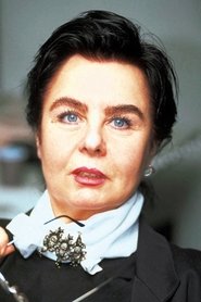 Fatma Girik portrait