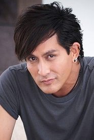 Pete Thongchua portrait