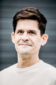 Tom Ternest portrait
