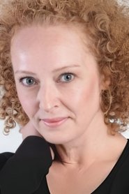 Eda Özel portrait