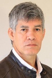 Jorge Román portrait