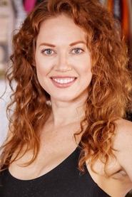 Amber Strauser portrait