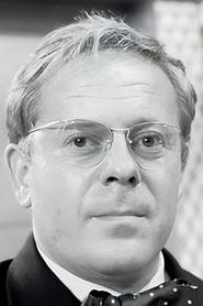 Aubrey Morris portrait