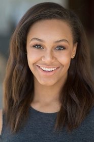 Nia Sioux portrait