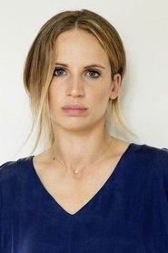 Nora Huetz portrait