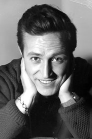 Enrique Ávila portrait