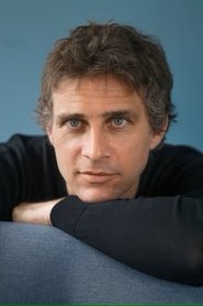 Aurélien Bellanger portrait