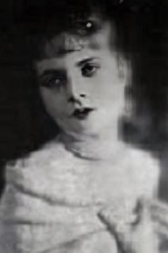 Sara Barrié portrait