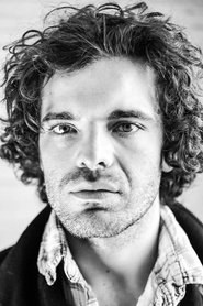 Fionn Cox-Davies portrait
