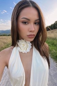 Alyssa Daguisé portrait