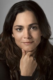 Alice Braga portrait