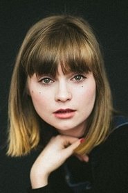 Lola Petticrew portrait