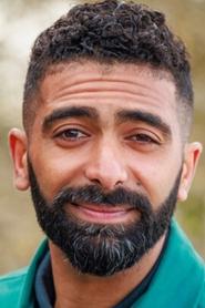 Arman Surizehi portrait