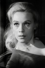 Tina Gloriani portrait