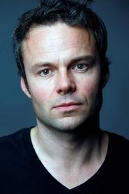 Jamie Glover portrait