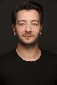 Arın Kuşaksızoğlu portrait