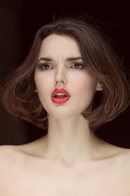 Valéria Nikov portrait