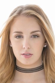 Chloe Scott portrait