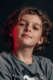 Phoenix Crepin portrait